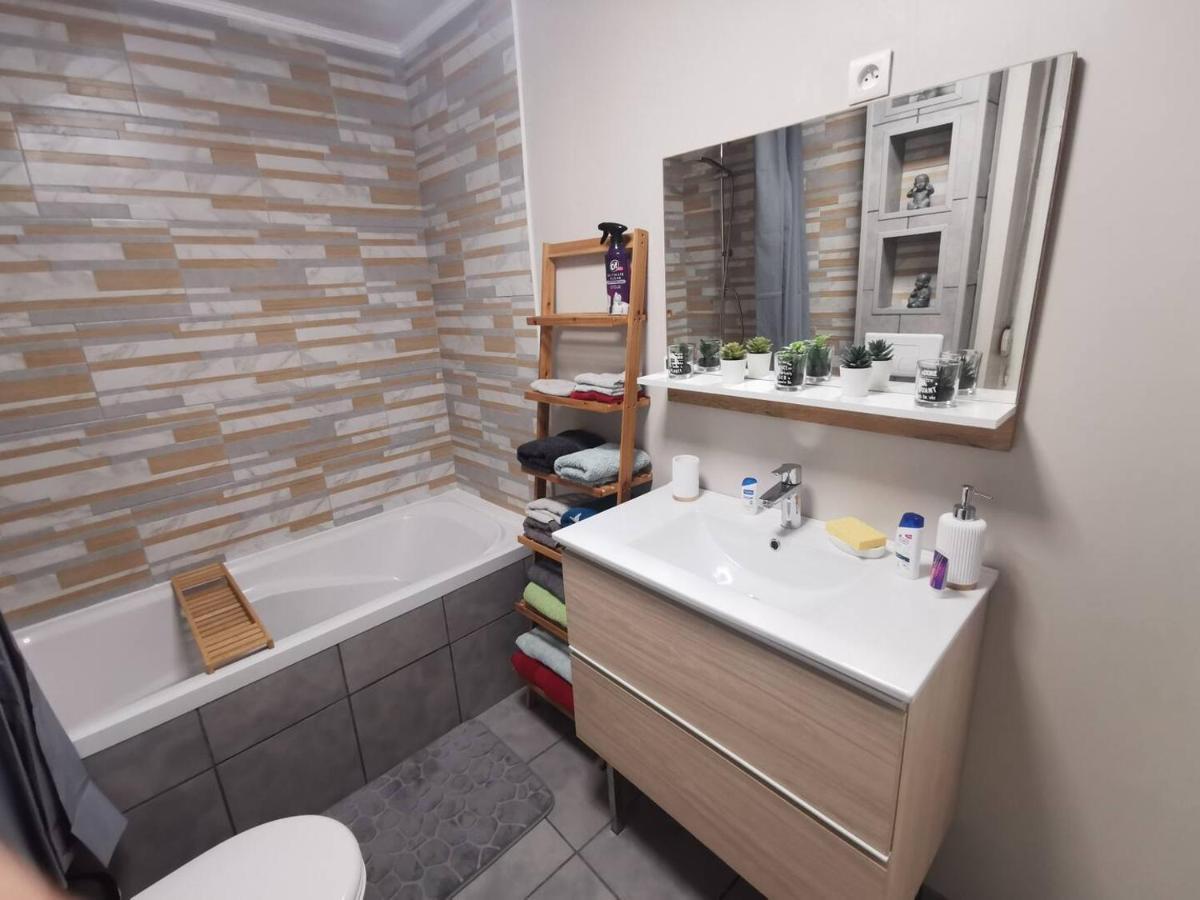 L'Aiscal Appart-Hotel 6 Personnes Calais Exterior foto